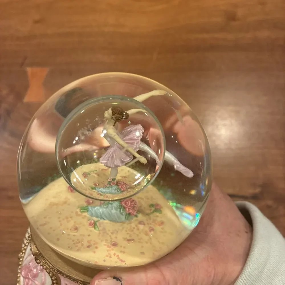 The San Francisco Music Box Company Ballerina Water Globe moonlight sonata RARE